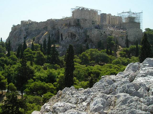 Areshügel Felsen Nahe Der Akropolis In Athen www.elchontour.de